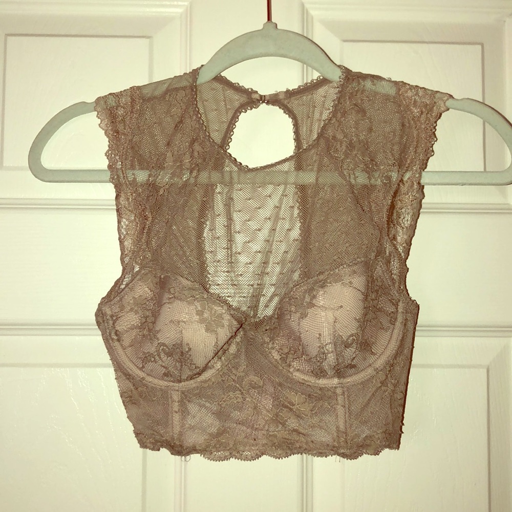 VS Lace Bra
